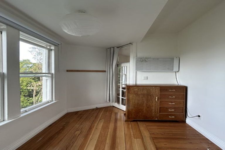 Photo of property in 61 Central Terrace, Kelburn, Wellington, 6012