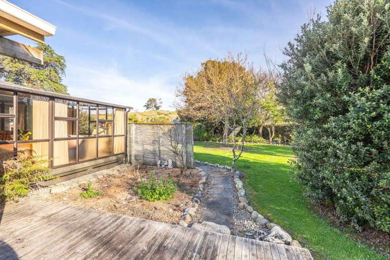Photo of property in 30 Convent Road, Otaki, 5512