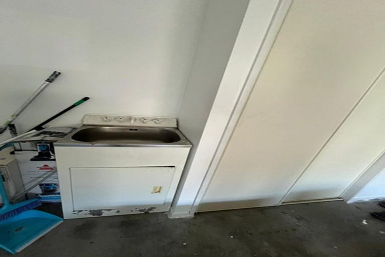 Photo of property in 13 Sandwick Drive, Weymouth, Auckland, 2103
