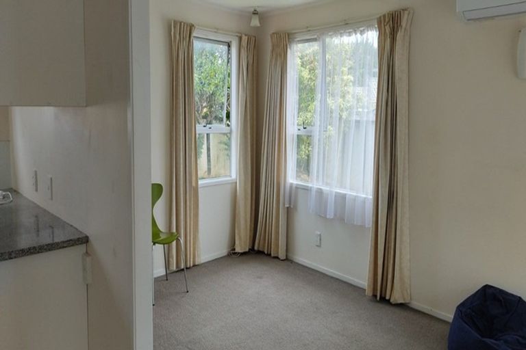 Photo of property in 6 Fiesta Drive, Half Moon Bay, Auckland, 2012