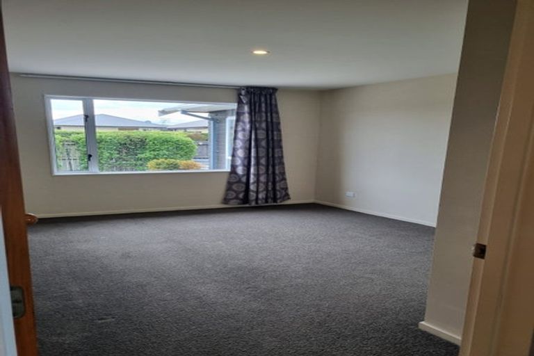 Photo of property in 22 Amberley Beach Road, Amberley, 7410