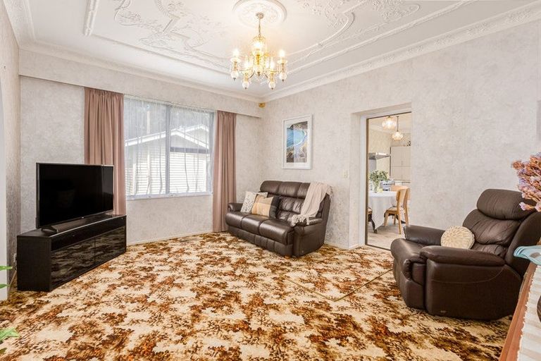 Photo of property in 53 Mersey Street, Island Bay, Wellington, 6023