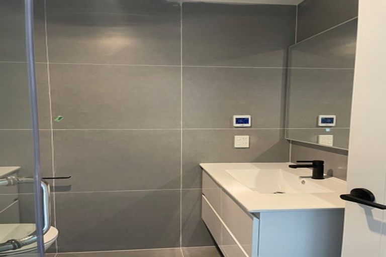 Photo of property in 7/181 Portage Road, New Lynn, Auckland, 0600