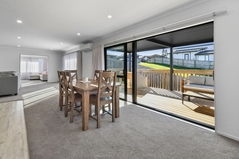 Photo of property in 28 Thomason Crescent, Pokeno, 2402