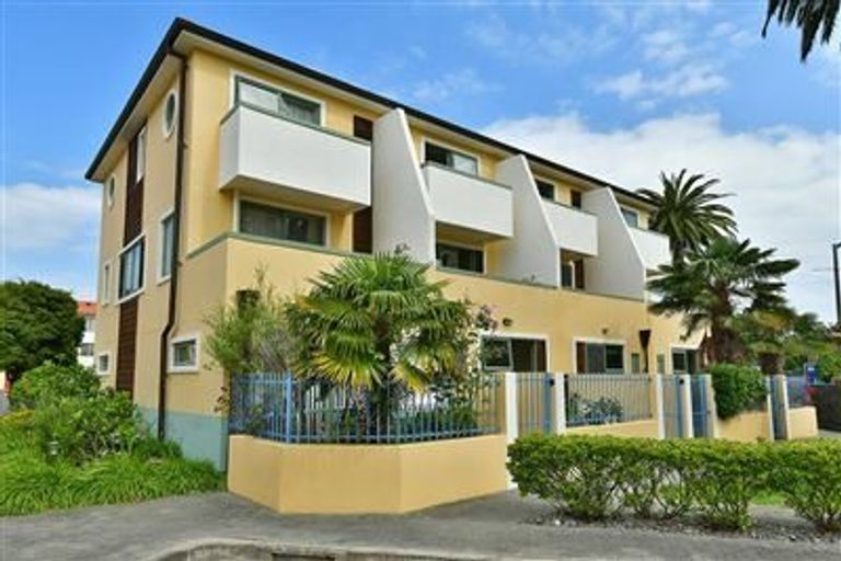 Photo of property in 35/595 Laurie Southwick Parade, Gulf Harbour, Whangaparaoa, 0930