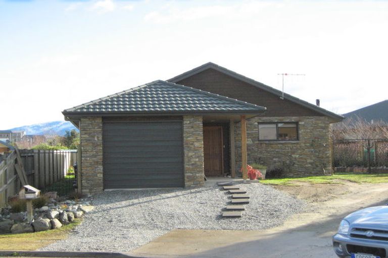 Photo of property in 5b Mercury Place, Wanaka, 9305