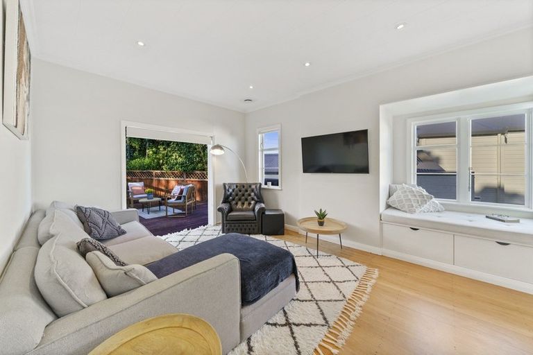 Photo of property in 23a Ravi Street, Khandallah, Wellington, 6035