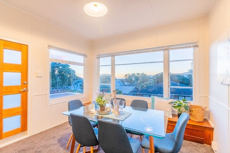 Photo of property in 14 Manly Street, Paraparaumu Beach, Paraparaumu, 5032