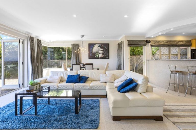 Photo of property in 36 Shepherd Road, Waipahihi, Taupo, 3330