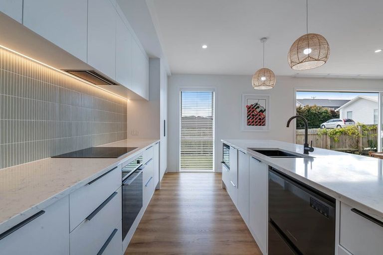 Photo of property in 35 Hewson Drive, Snells Beach, 0920