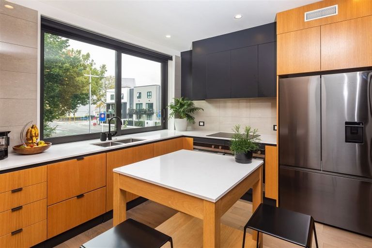 Photo of property in Latimer Terraces, 19/197 Hereford Street, Christchurch Central, Christchurch, 8011