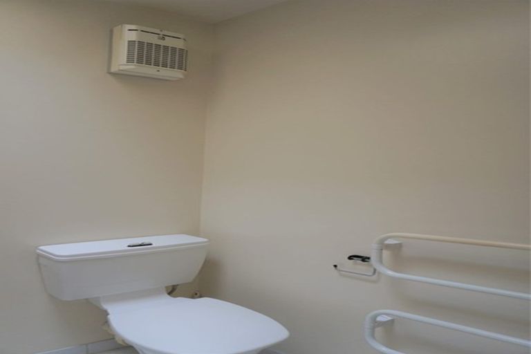 Photo of property in St James Courts, 9/77 Gloucester Street, Christchurch Central, Christchurch, 8013