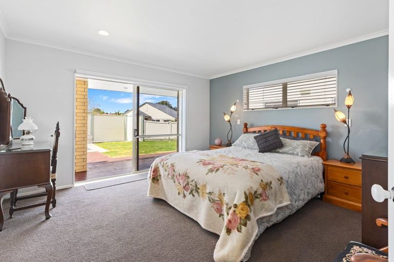 Photo of property in 2 Ashmore Court, Bethlehem, Tauranga, 3110