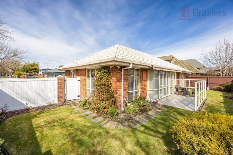Photo of property in 1/43 Claridges Road, Casebrook, Christchurch, 8051