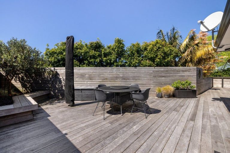 Photo of property in 42a Karaka Road, Otumoetai, Tauranga, 3110