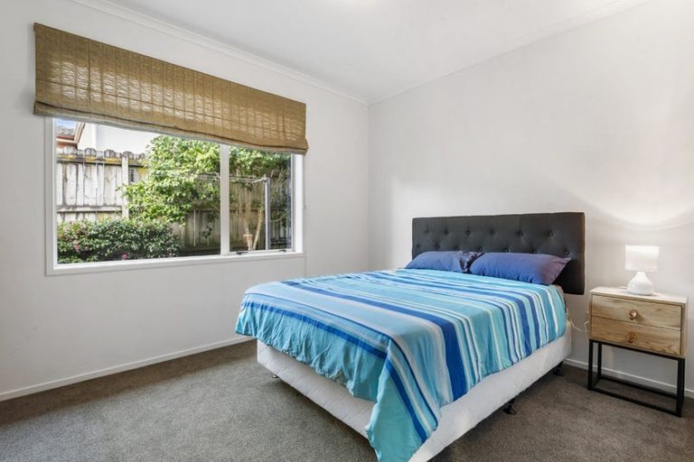 Photo of property in 8 Driftwood Drive, Red Beach, 0932
