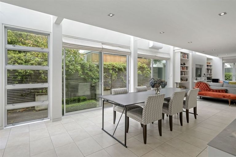 Photo of property in 58 Clare Road, St Albans, Christchurch, 8014