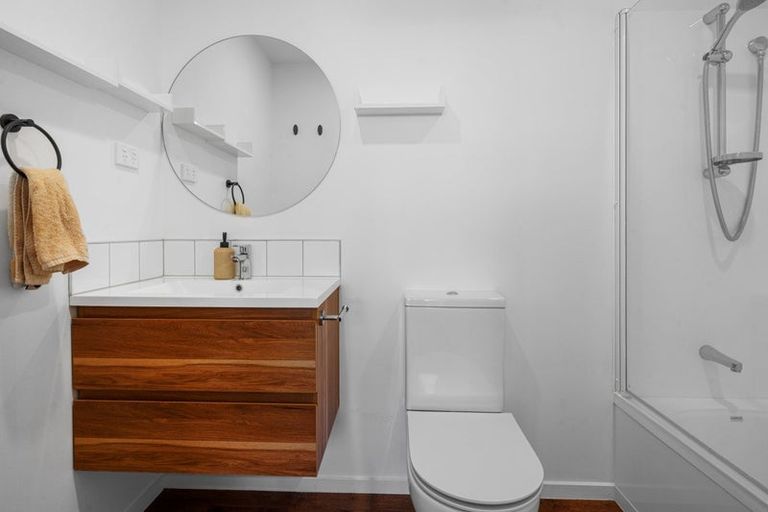 Photo of property in 8 Miromiro Street, Broomfield, Christchurch, 8042