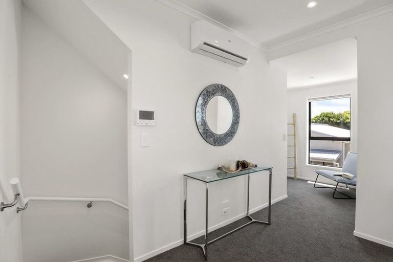 Photo of property in 500d Te Atatu Road, Te Atatu Peninsula, Auckland, 0610