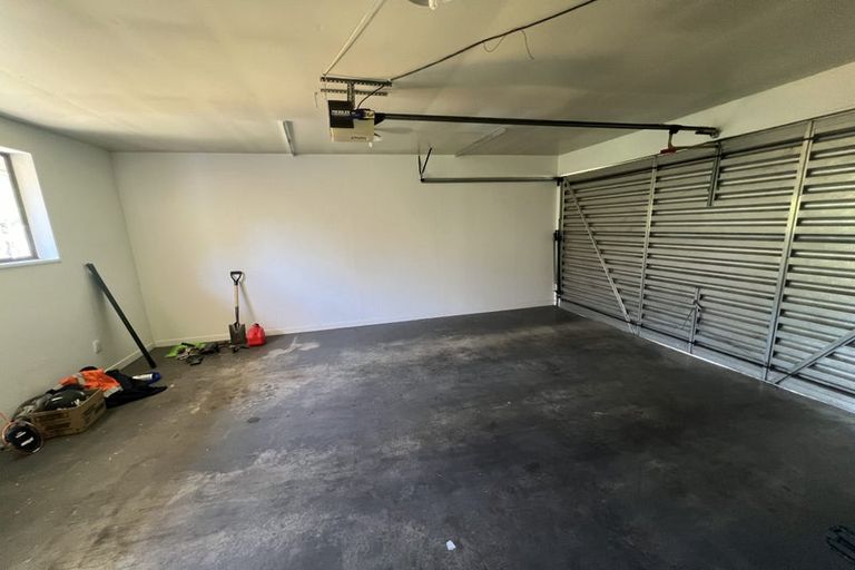 Photo of property in 262 Riccarton Road, Upper Riccarton, Christchurch, 8041