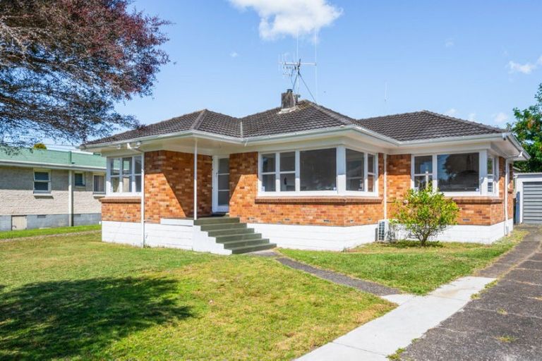 Photo of property in 72 Mansel Avenue, Hillcrest, Hamilton, 3216