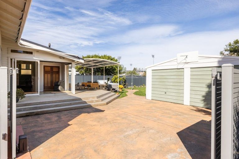 Photo of property in 54 Nelson Crescent, Napier South, Napier, 4110
