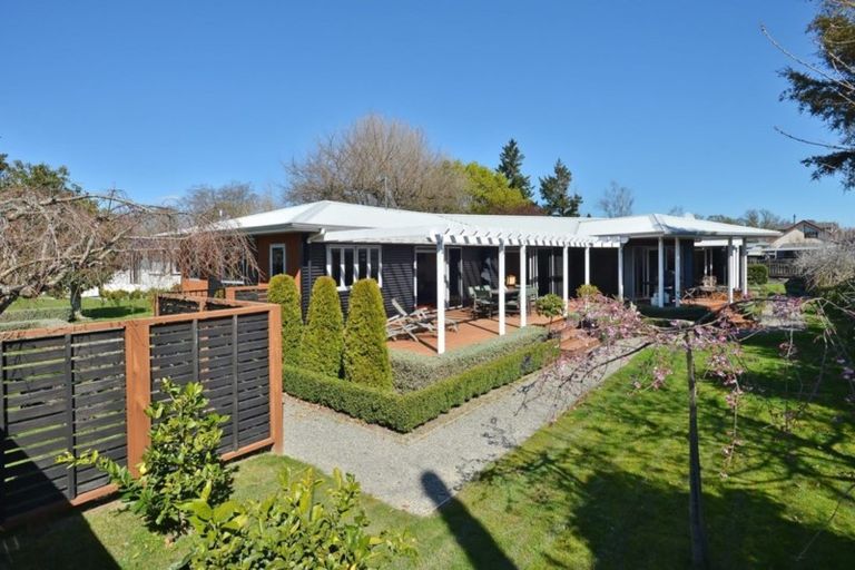 Photo of property in 12 Wood Street, Greytown, 5712
