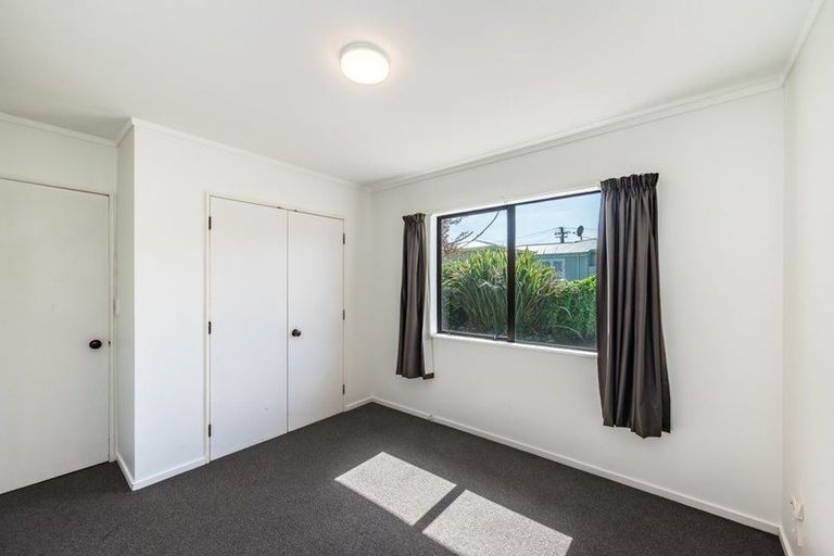 Photo of property in 44b Eatwell Avenue, Paraparaumu Beach, Paraparaumu, 5032