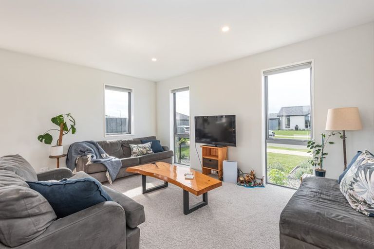Photo of property in 21 Hotere Street, Rangiora, 7400