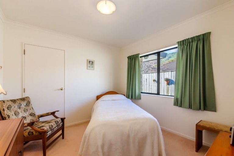 Photo of property in 76 Parata Street, Waikanae, 5036