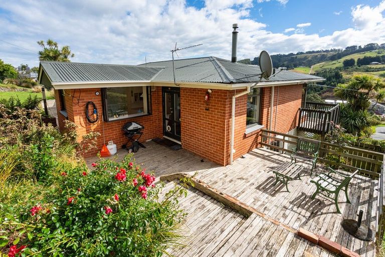 Photo of property in 84 Hocken Street, Kenmure, Dunedin, 9011