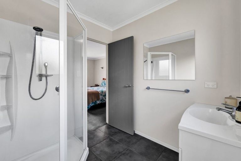 Photo of property in 38 Montague Grove, Stratford, 4332