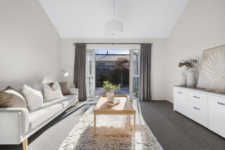 Photo of property in 2/11 Harvey Terrace, Richmond, Christchurch, 8013
