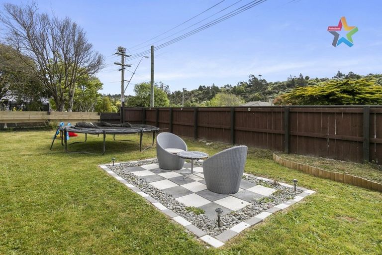 Photo of property in 113 Stokes Valley Road, Stokes Valley, Lower Hutt, 5019