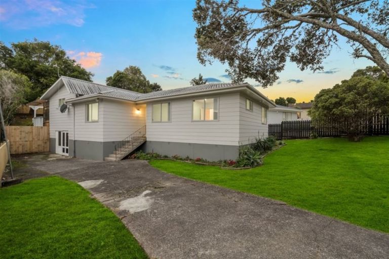Photo of property in 18 Osman Street, Glen Eden, Auckland, 0602