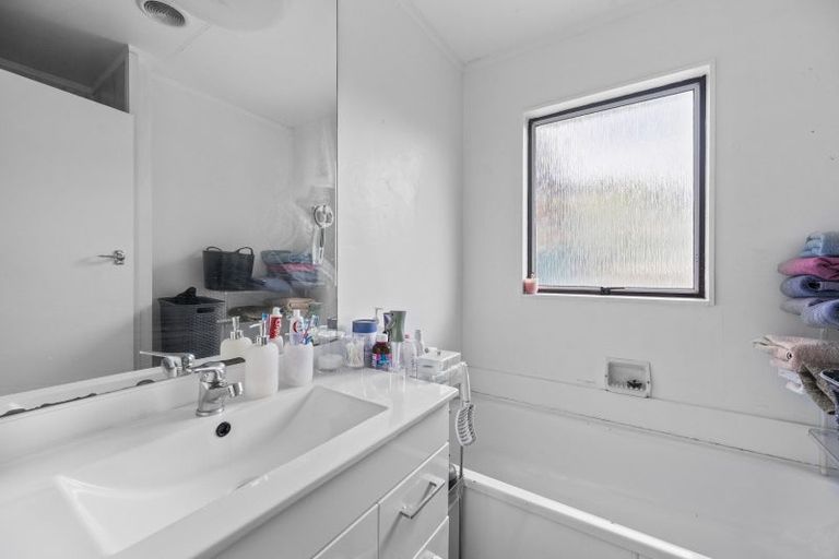 Photo of property in 12 Hudson Road, Flaxmere, Hastings, 4120