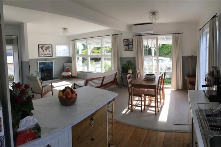 Photo of property in 131a Seaview Road, Paraparaumu Beach, Paraparaumu, 5032