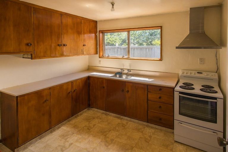 Photo of property in 1/29 Appleby Crescent, Burnside, Christchurch, 8053