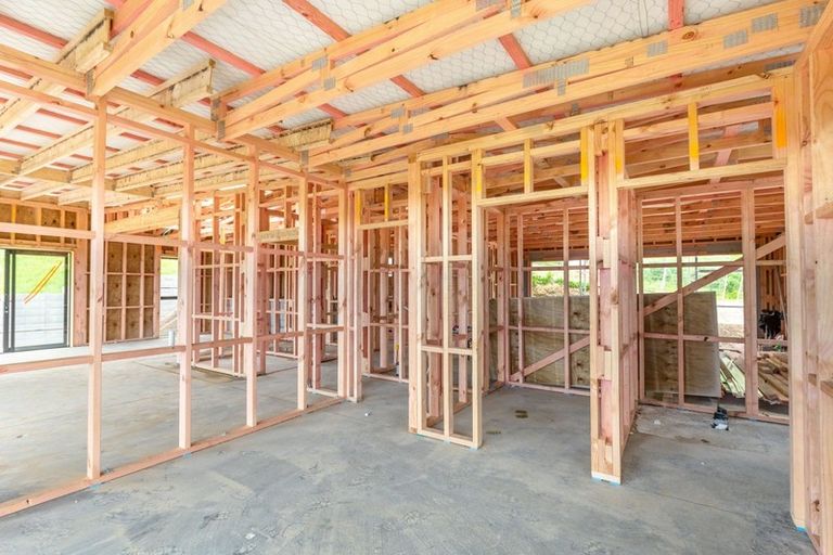 Photo of property in 76 Kotare Street, Waikanae, 5036