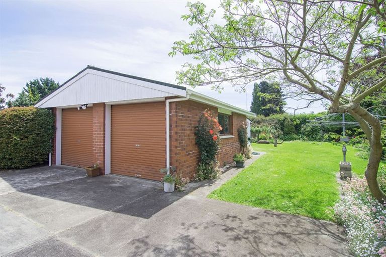 Photo of property in 12 Chamberlain Road, Masterton, 5810