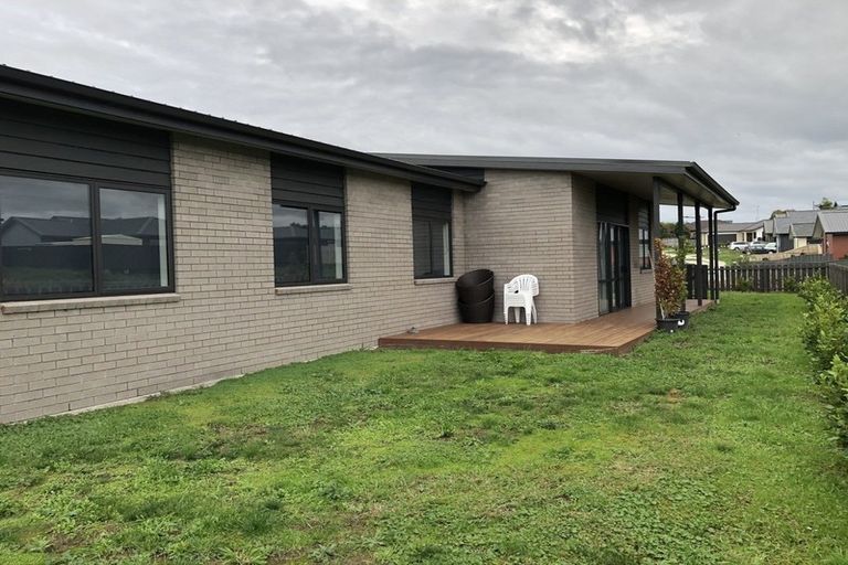 Photo of property in 11 Matau Close, Te Kauwhata, 3710