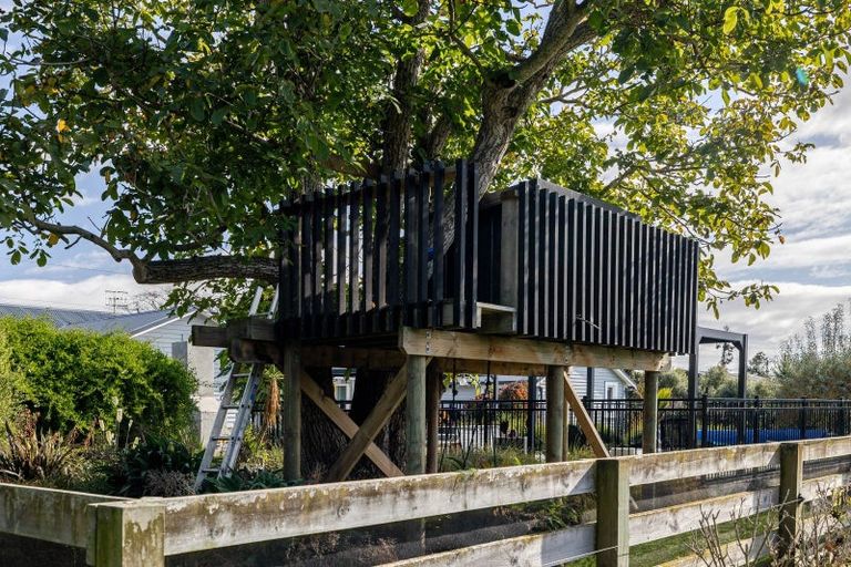 Photo of property in 2009 Longburn Rongotea Road, Longburn, Palmerston North, 4475