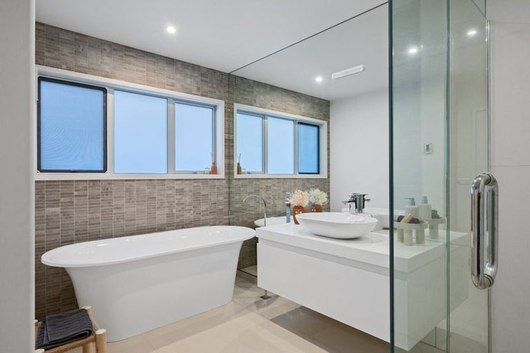 Photo of property in 209 Weston Road, St Albans, Christchurch, 8052