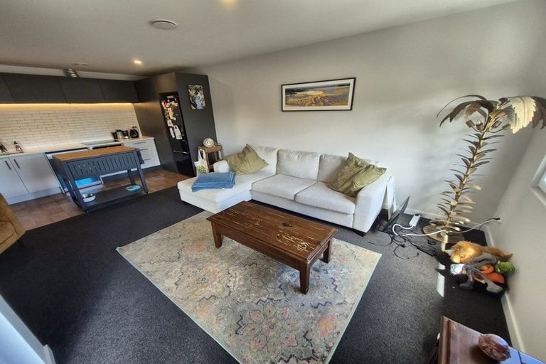 Photo of property in 2/88 Poulson Street, Addington, Christchurch, 8024