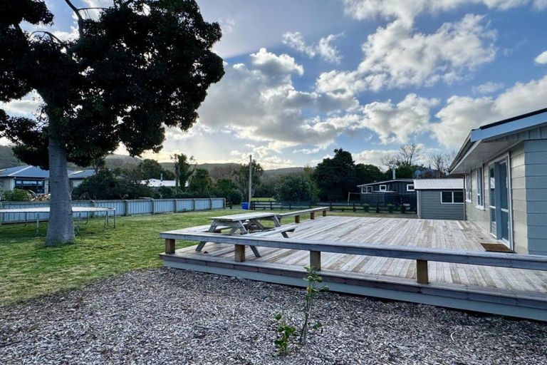 Photo of property in 44 Gillies Crescent, Waimarama, Havelock North, 4294