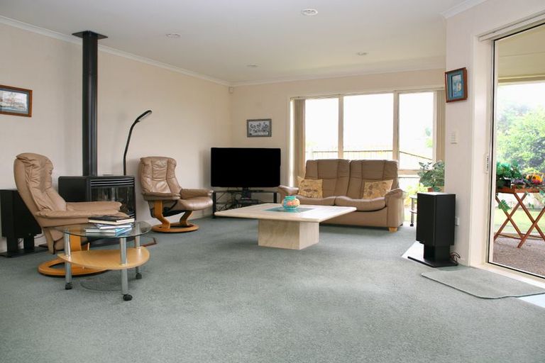 Photo of property in 14 Moss Crescent, Takanini, 2112