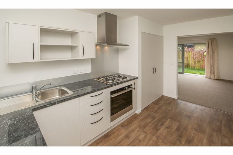 Photo of property in 5/77 Geraldine Street, Edgeware, Christchurch, 8013