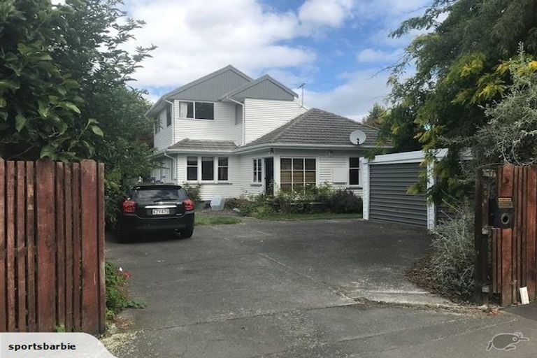 Photo of property in 2/256 Ilam Road, Burnside, Christchurch, 8053