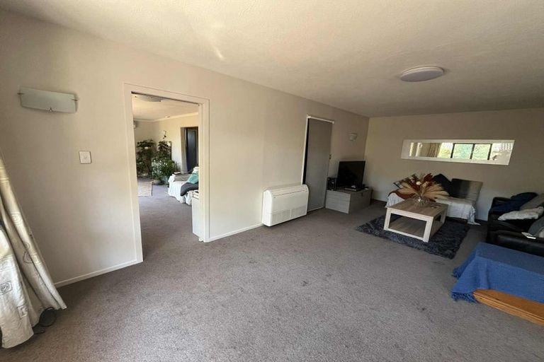 Photo of property in 60 Dunbarton Street, Redwood, Christchurch, 8051