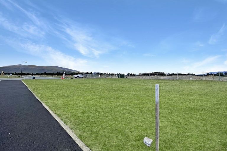 Photo of property in 10 Burkett Street, Marshland, Christchurch, 8051